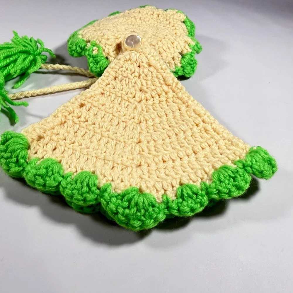 VTG Handmade Crochet Doll Face Pot Holder Hot Pad Kitchen Kitschy Green Cream‎